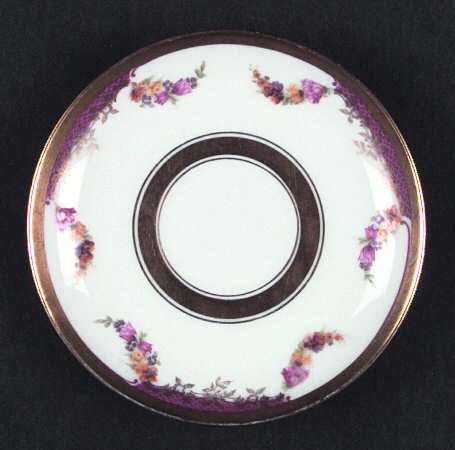 King's Rose (White Background, 1-2" Gold) Saucer