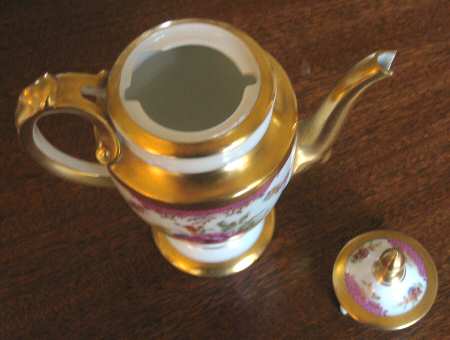 King's Rose (White Background, 1-2" Gold) Teapot & Lid