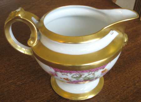 King's Rose (White Background, 1-2" Gold) Creamer