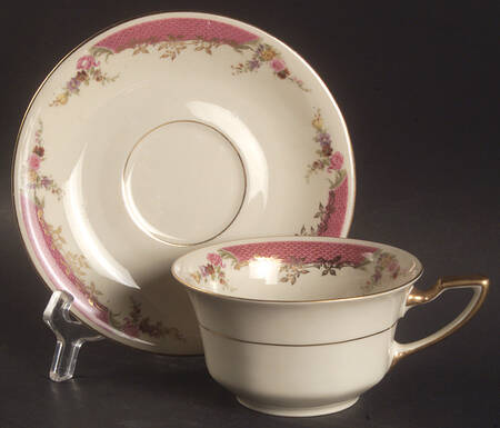 King's Rose (Cream Background, Smooth) Flat Cup & Saucer Set
