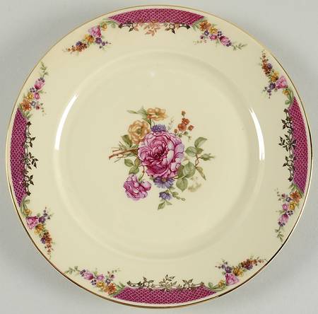 King's Rose (Cream Background, Smooth) Luncheon Plate