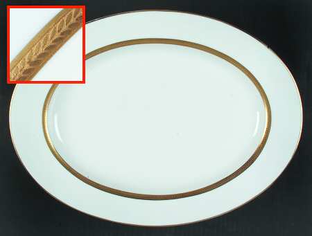 Laurel Wreath 14" Oval Serving Platter