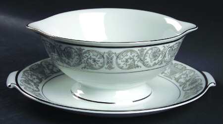 Leonardo Gravy Boat with Attached Underplate