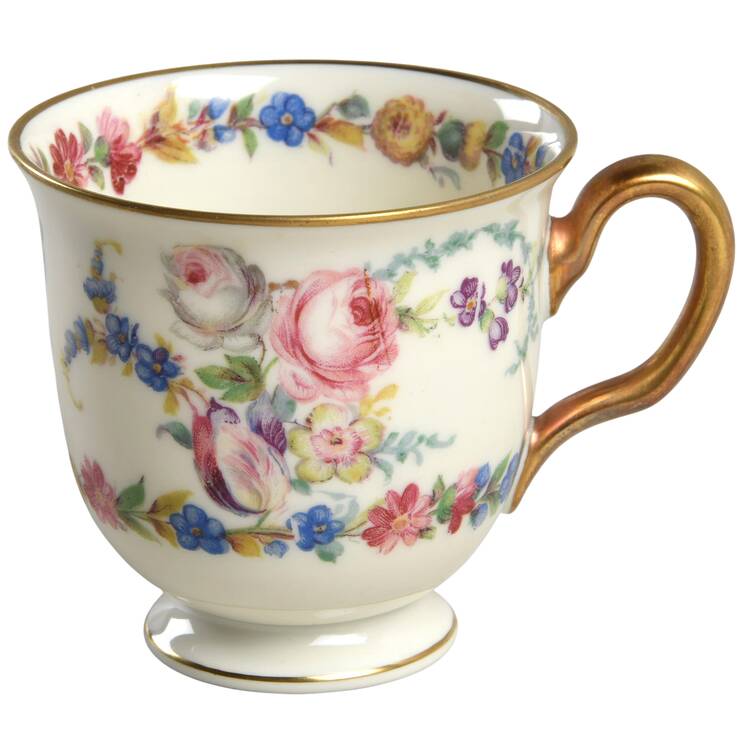 Linnie Lee Footed Demitasse Cup