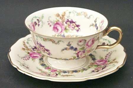 Linnie Lee Footed Cup & Saucer Set