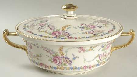 Linnie Lee Round Covered Vegetable