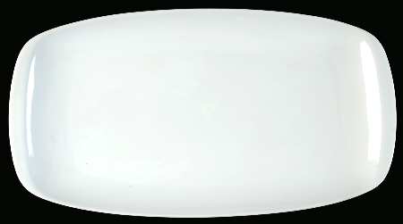 Linear Berlin White 15" Oval Serving Platter