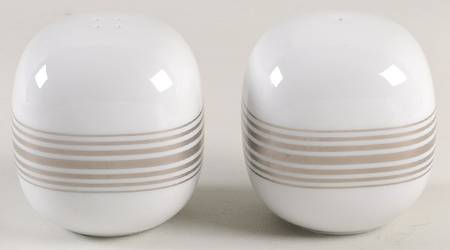 Linja Salt & Pepper Set