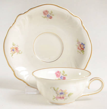 Lombul Gold (Gold Trim) Flat Demitasse Cup & Saucer Set