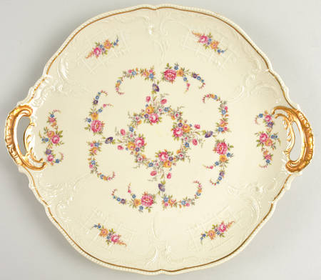 Lorraine Handled Cake Plate