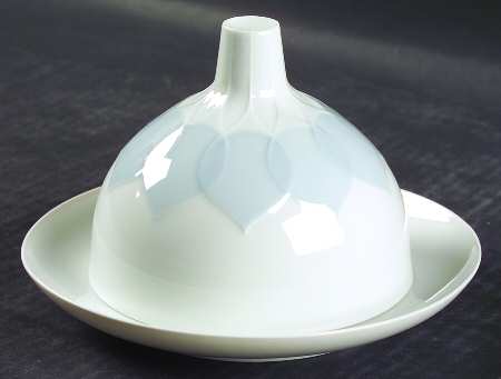 Lotus Azure Round Covered Butter