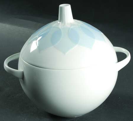 Lotus Azure Round Covered Vegetable