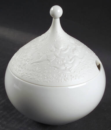 Magic Flute White Sauce Boat & Lid