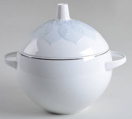 Madras Platinum Round Covered Vegetable