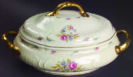Marianne Oval Covered Vegetable