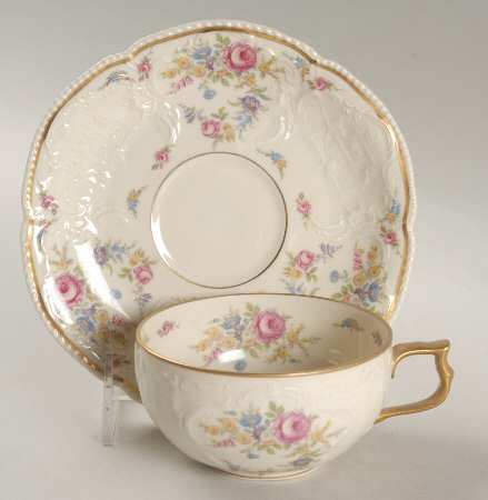 Marianne Flat Cup & Saucer Set