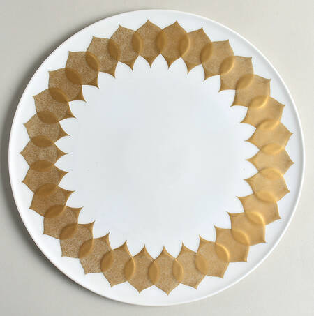 Marquise (Lotus Shape) Chop Plate (Round Platter)