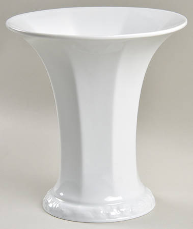 Maria White (12 Sided) 9" Vase