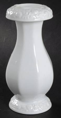 Maria White (12 Sided) 6" Candlestick