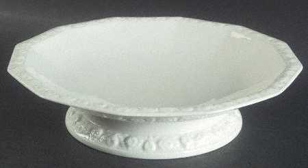 Maria White (12 Sided) 9" Round Vegetable Bowl