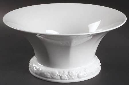 Maria White (12 Sided) Centerpiece