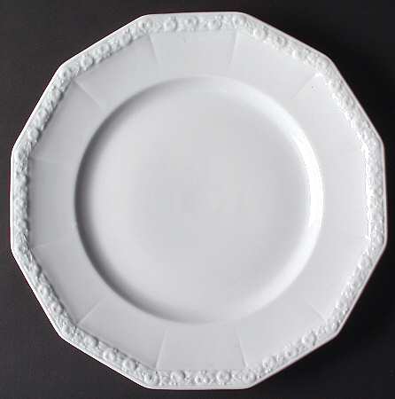 Maria White (12 Sided) 12" Chop Plate (Round Platter)