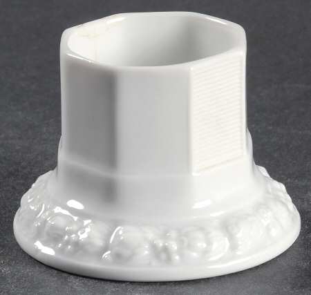 Maria White (12 Sided) Match Holder W/Strike
