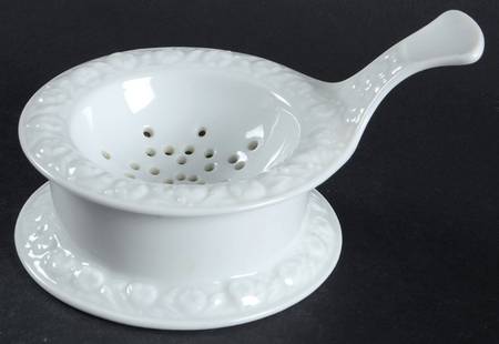 Maria White (12 Sided) Tea Strainer & Bowl