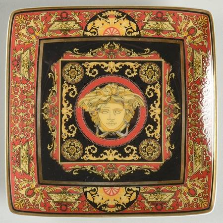 Medusa Red (Round) Square Canape Plate