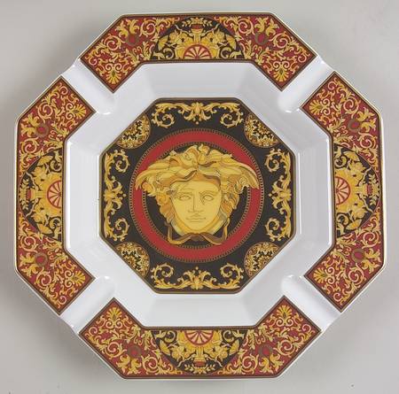 Medusa Red (Round) Large Ashtray