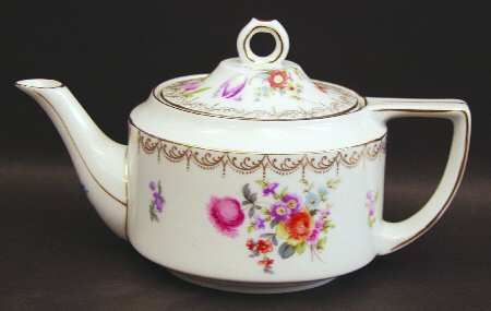 Meissen (White) Mini Teapot & Lid