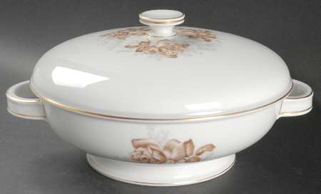 Melissa Round Covered Vegetable