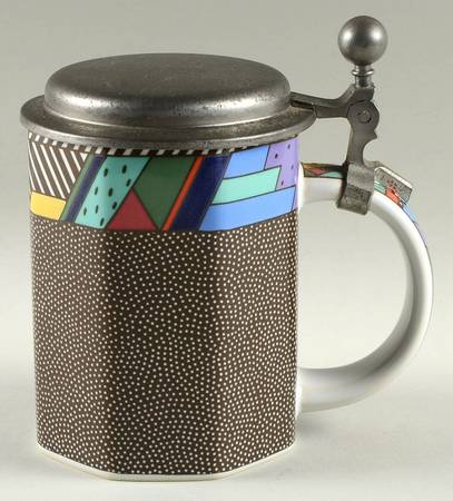 Metropol Tankard with Hinged Metal Lid