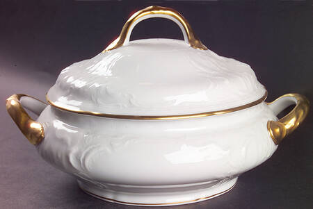 Michelle Round Covered Vegetable