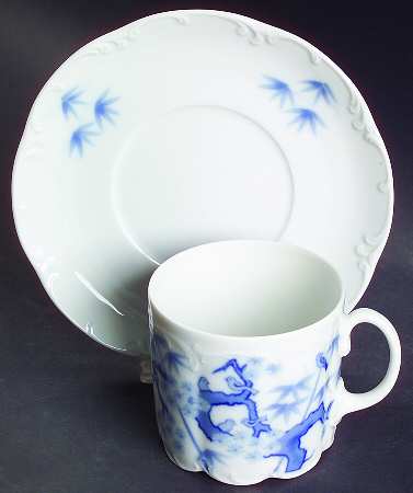 Ming Flat Cup & Saucer Set