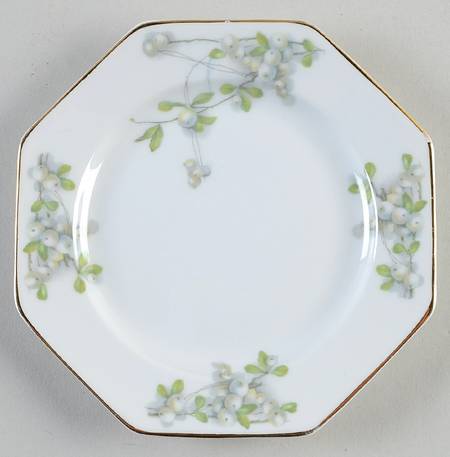 Mistletoe (Gold Trim) Octagonal Bread & Butter Plate