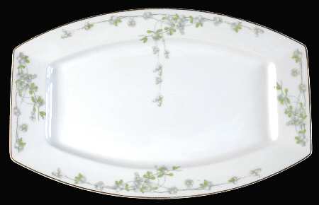 Mistletoe (Gold Trim) 14" Oval Serving Platter