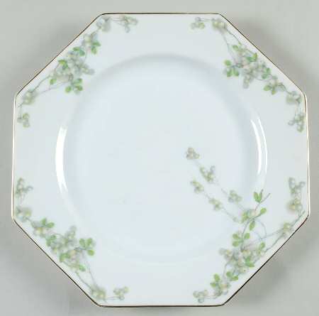 Mistletoe (Gold Trim) Octagonal Luncheon Plate