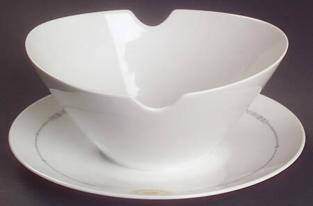 Midnite Sun Gravy Boat with Attached Underplate