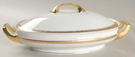 Monacco White Oval Covered Vegetable