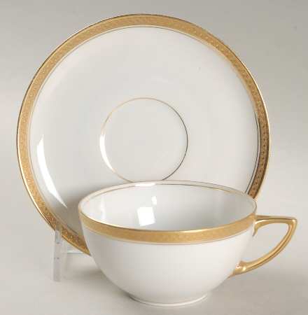 Monacco White Flat Cup & Saucer Set