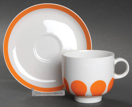 Mondial Footed Cup & Saucer Set