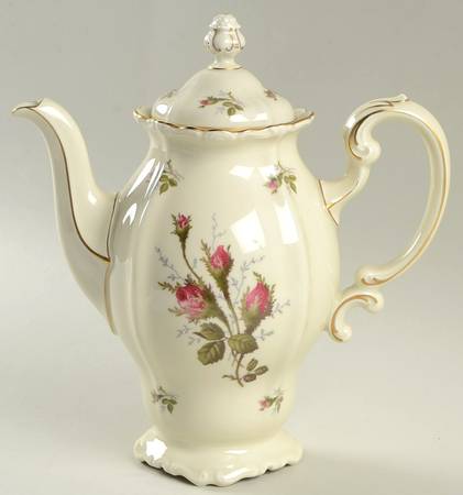 Moss Rose (Pompadour, Ivory Body, Off Center) Small Coffee Pot & Lid