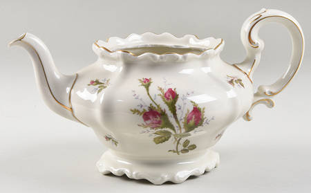 Moss Rose (Pompadour, Ivory Body, Off Center) Teapot No Lid