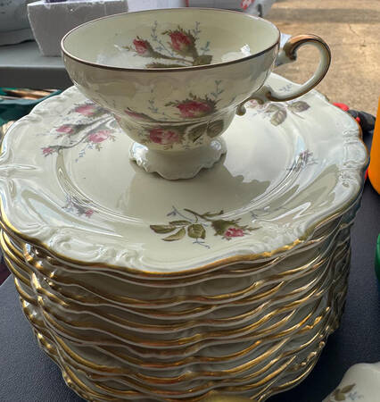 Moss Rose (Pompadour, Ivory Body, Off Center) Footed Cup & Saucer Set