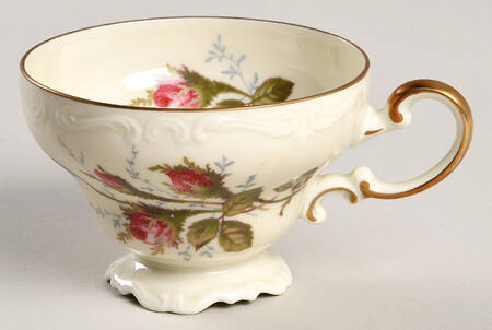 Moss Rose (Pompadour, Ivory Body, Off Center) Footed Cup