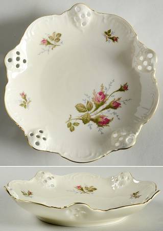Moss Rose (Pompadour, Ivory Body, Off Center) 7" Bon Bon