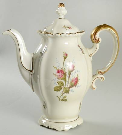 Moss Rose (Pompadour, Ivory Body, Off Center) Coffee Pot & Lid