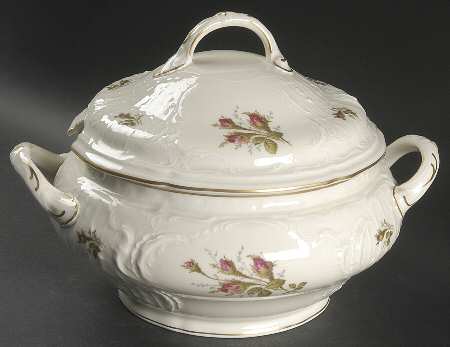Moss Rose (Sans Souci, Ivory) Tureen &  Lid