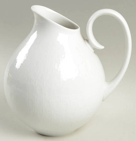 Romance (All White) 32 Oz Pitcher